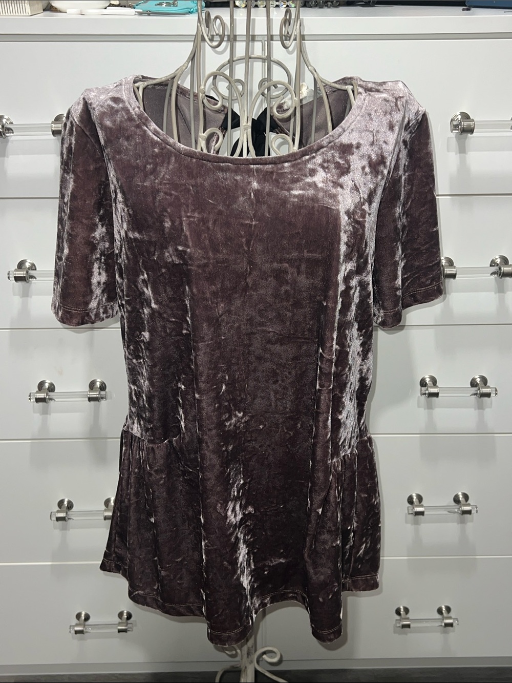 Pleione Anthropologie Gray Crushed Velvet Peplum Blouse Top, size S